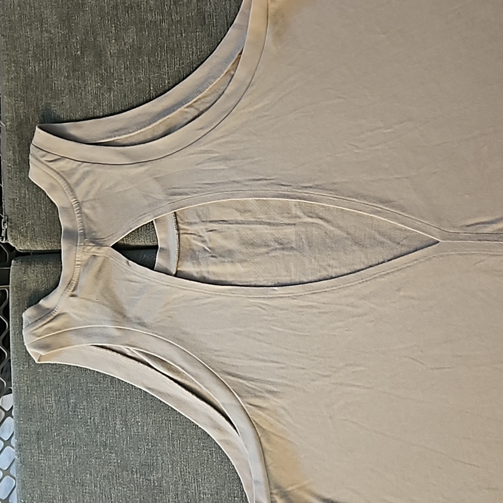 PINK Razor Back Tank - Picture 3 of 3